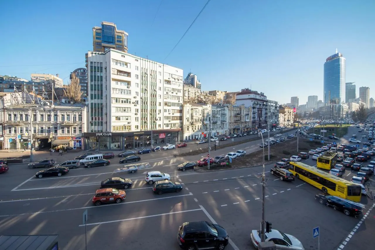 Modern Apartments On Baseina Near Arena City Kiev Ucraina